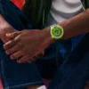 Swatch: Τυφλωμένοι από το Neon