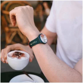 Swatch X Café De Flore για το Not in Paris